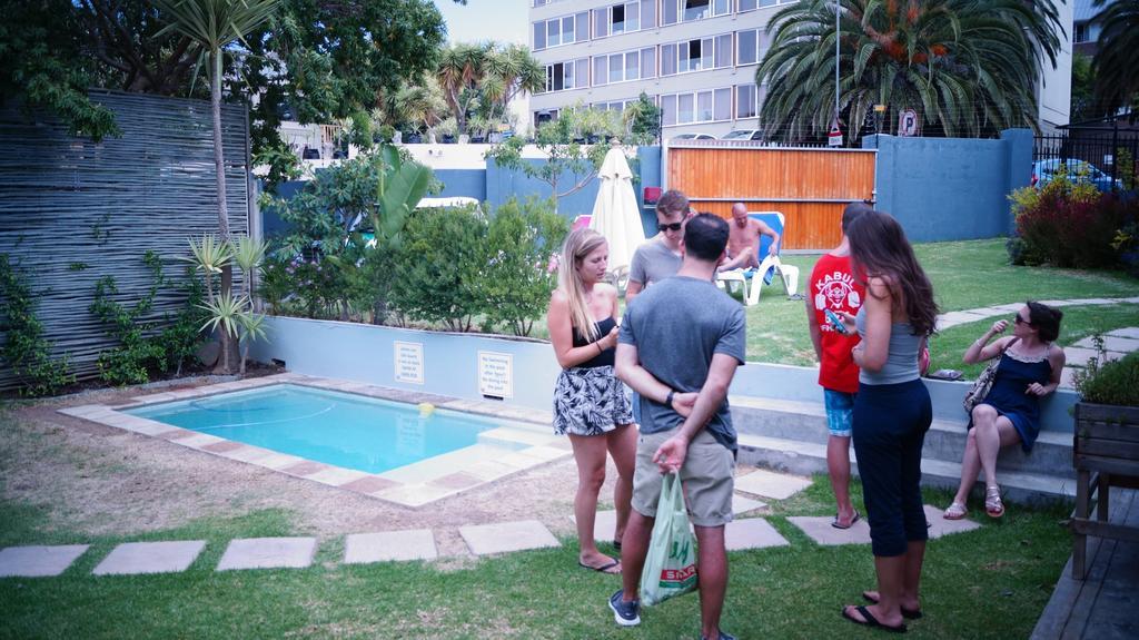 Atlantic Point Backpackers Vandrerhjem Cape Town Eksteriør bilde