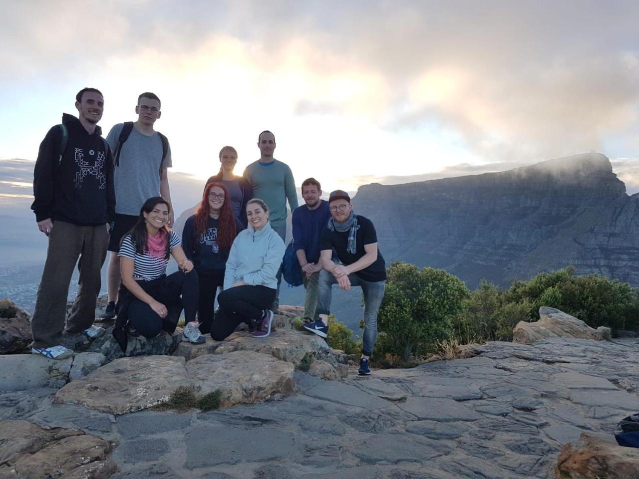 Atlantic Point Backpackers Vandrerhjem Cape Town Eksteriør bilde