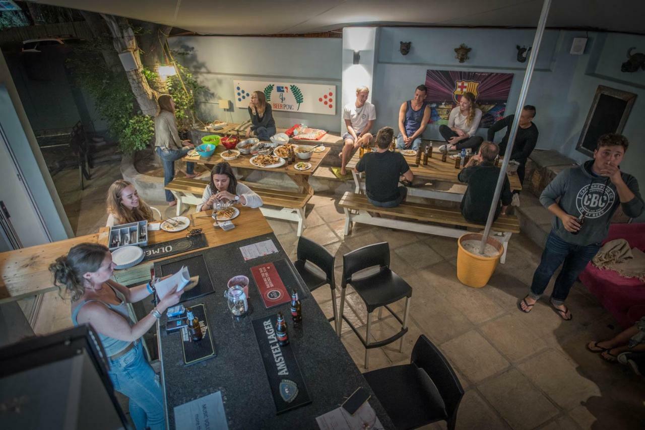 Atlantic Point Backpackers Vandrerhjem Cape Town Eksteriør bilde